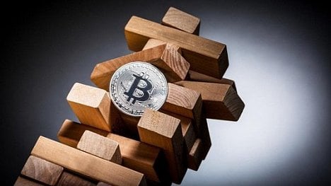 Náhledový obrázek - Proč se kryptoměny propadají? Může za to i válka o Bitcoin Cash