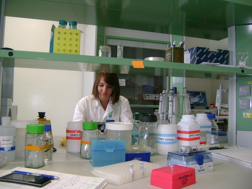 2019-02-centrum-regionu-hanc3a1-pro-biotechnologickc3bd-a-zemc49