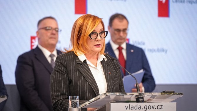 Alena Schillerová