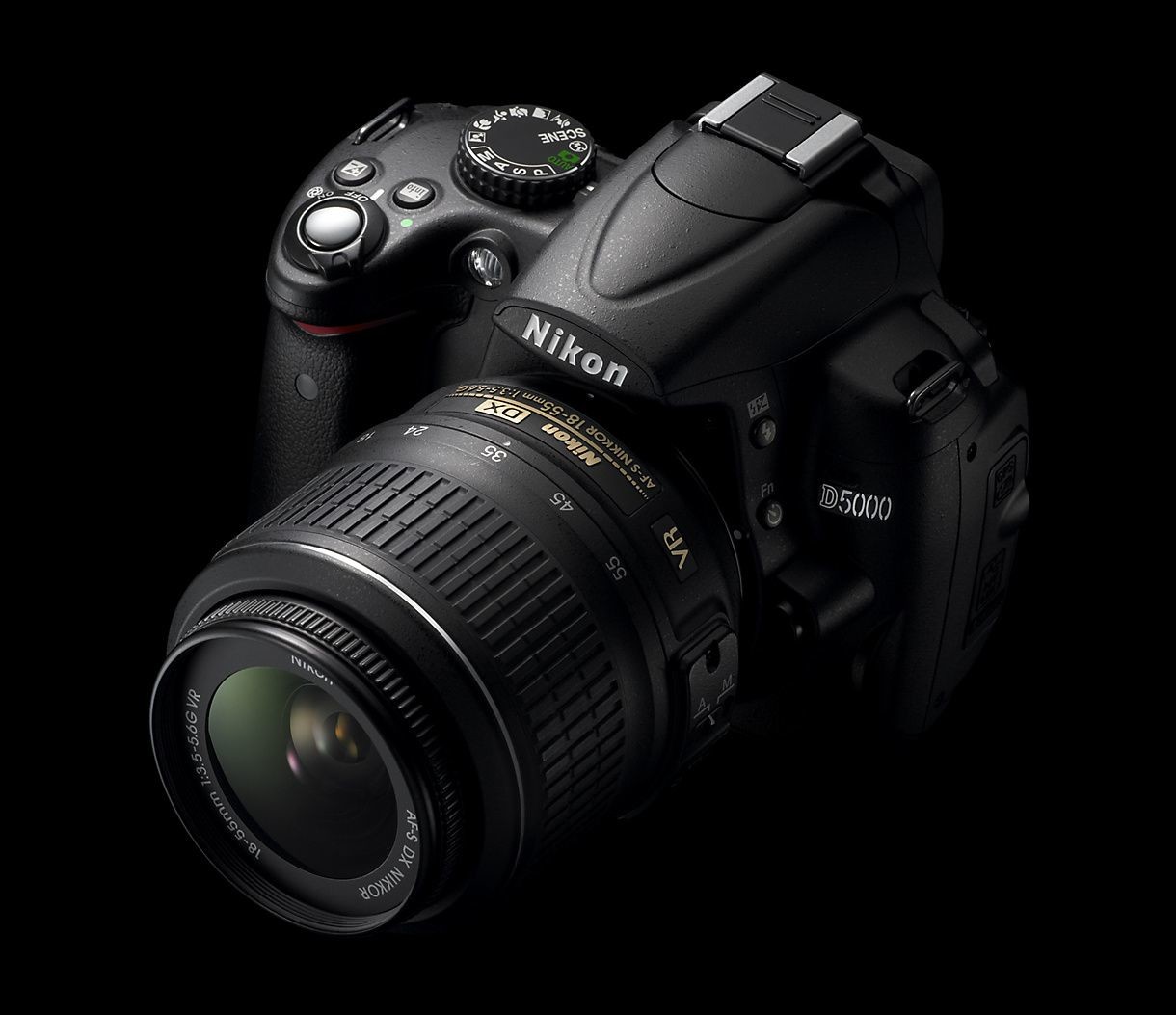 Nikon D5000