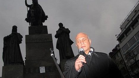 Náhledový obrázek - Manžel ukrajinské expremiérky sháněl v Česku peníze na revoluci