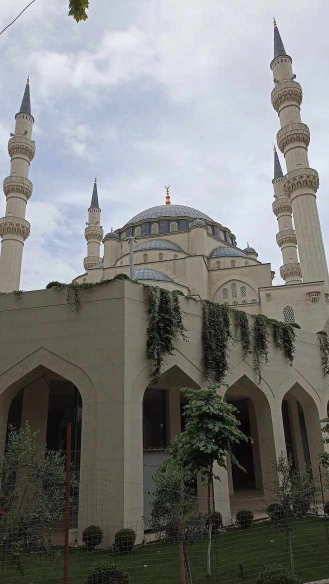 Velká mešita v Tiraně