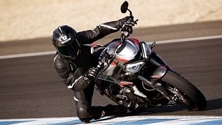 Náhledový obrázek - Triumph vyladil Street Triple RS s pomocí týmu Moto2