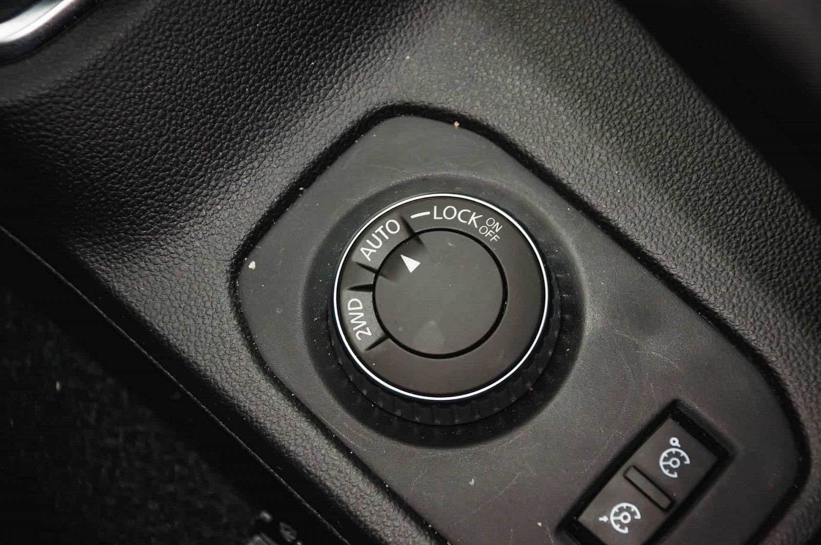 2018-12-Dacia-Duster-15-bluehdi-25.jpg