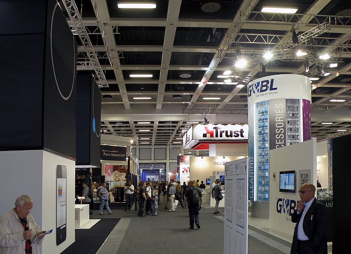 Výstavní haly jsou obrovské.