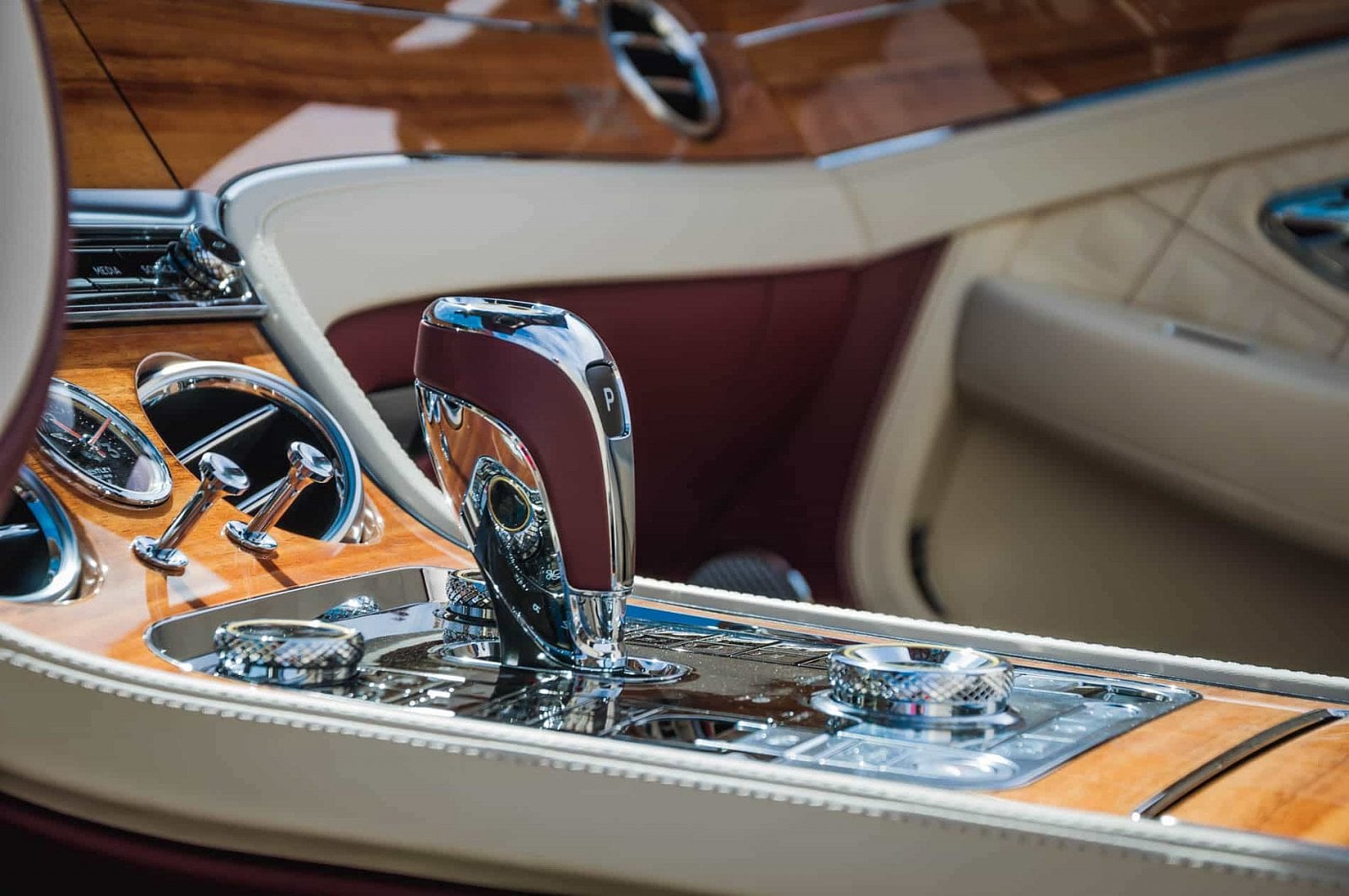 2019-05-Bentley-GTC-7-2.jpg