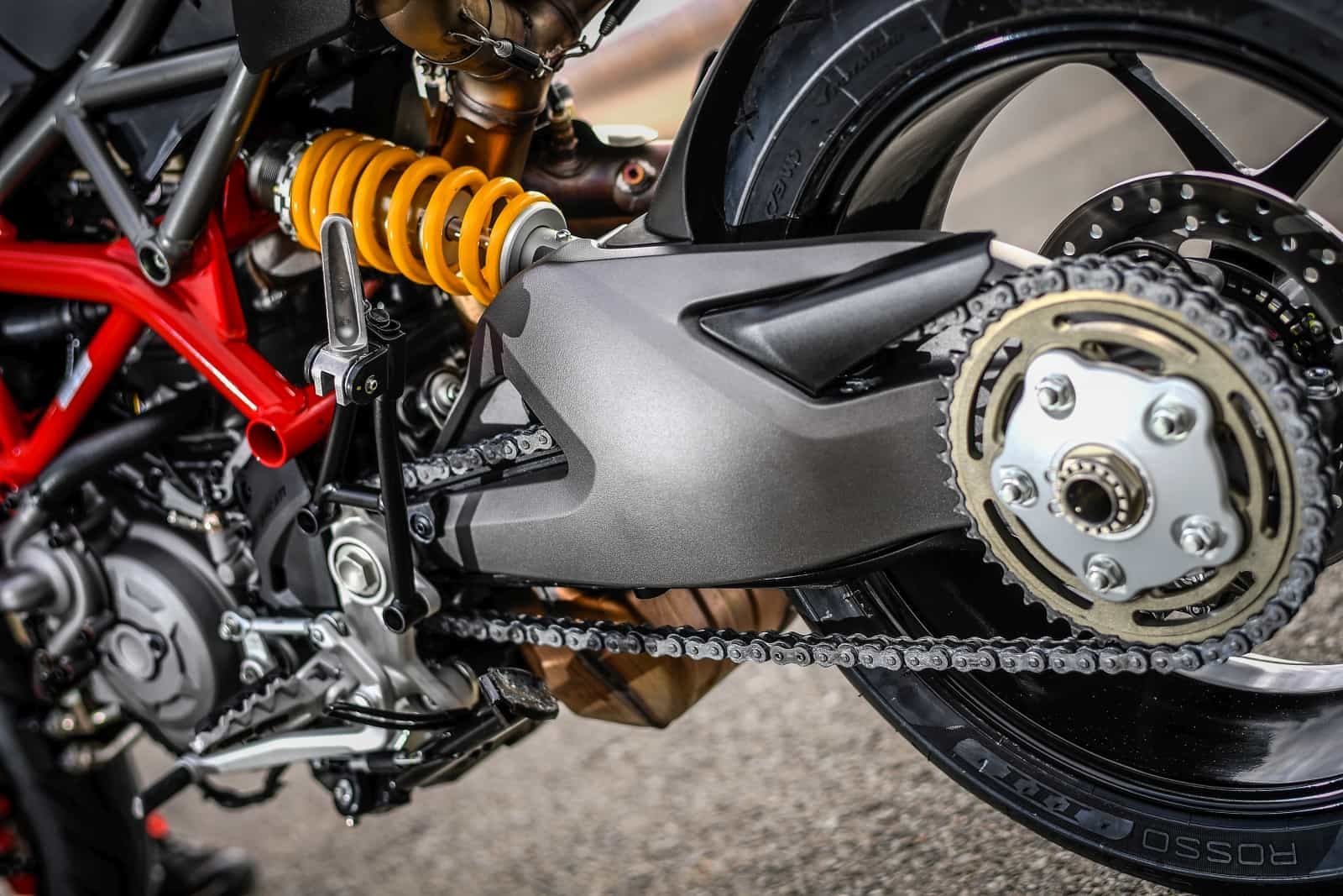 2019-06-Hypermotard_950_Static-35.jpg