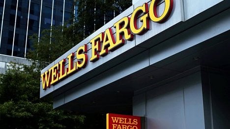 Náhledový obrázek - Falešné účty a zbytečná pojištění. Banka Wells Fargo zaplatí miliardy kvůli nekalým praktikám