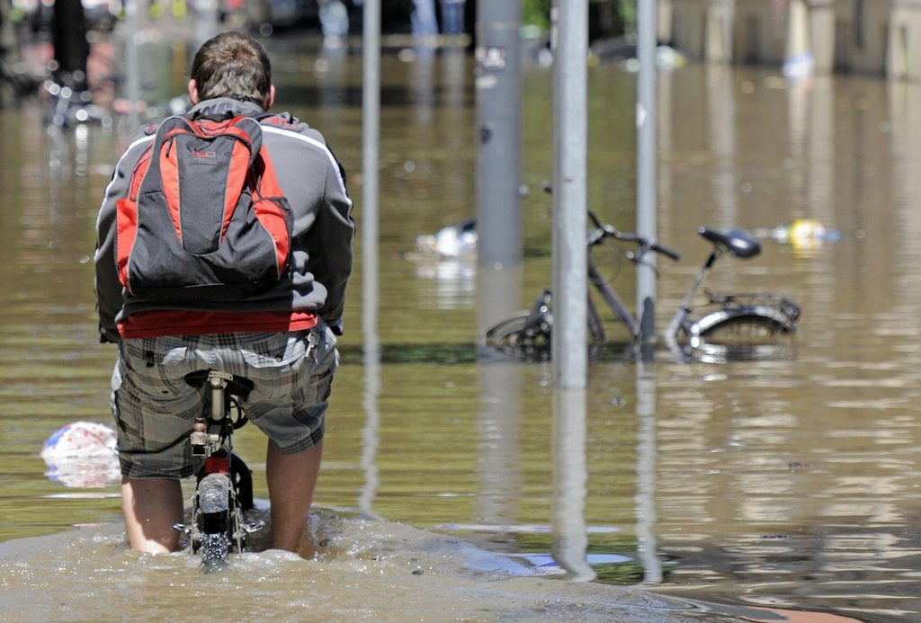 2010-01-velkc3a1-voda-kromc49b-c48deska-stc3a1le-suc5beuje-i-dal