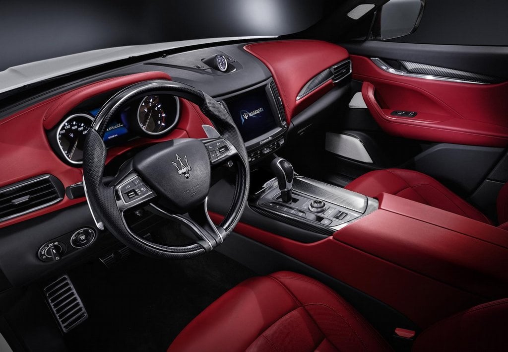 2010-03-maserati-levante-1.jpg