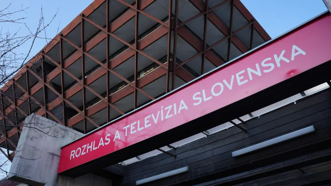 Slovenský prezident podepsal zákon o telerozhlase, RTVS skončila