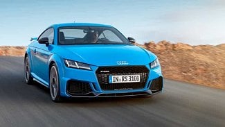 Náhledový obrázek - Audi TT RS se v rámci faceliftu skoro nezměnilo. A to je dobře