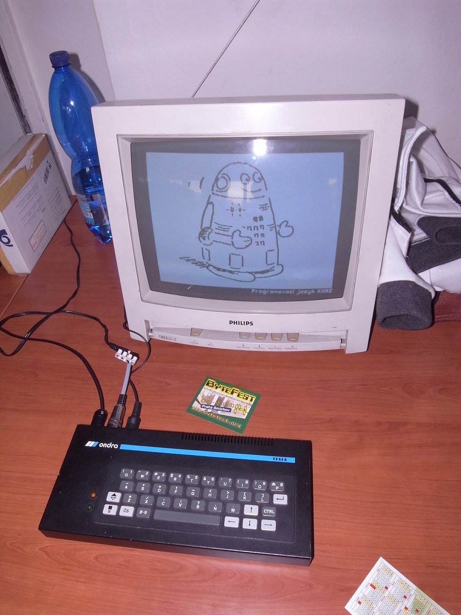 Tohle by mohl být robot Karel.