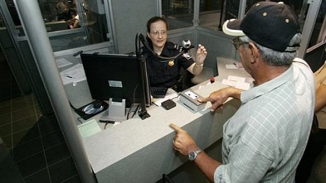 Náhledový obrázek - Venezuela, KLDR nebo Írán. USA rozšiřují protiimigrační opatření