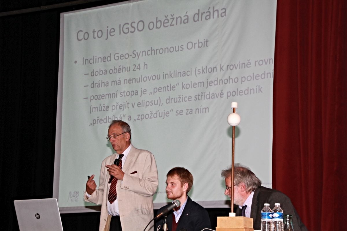 Vejražka - co to je IGSO.