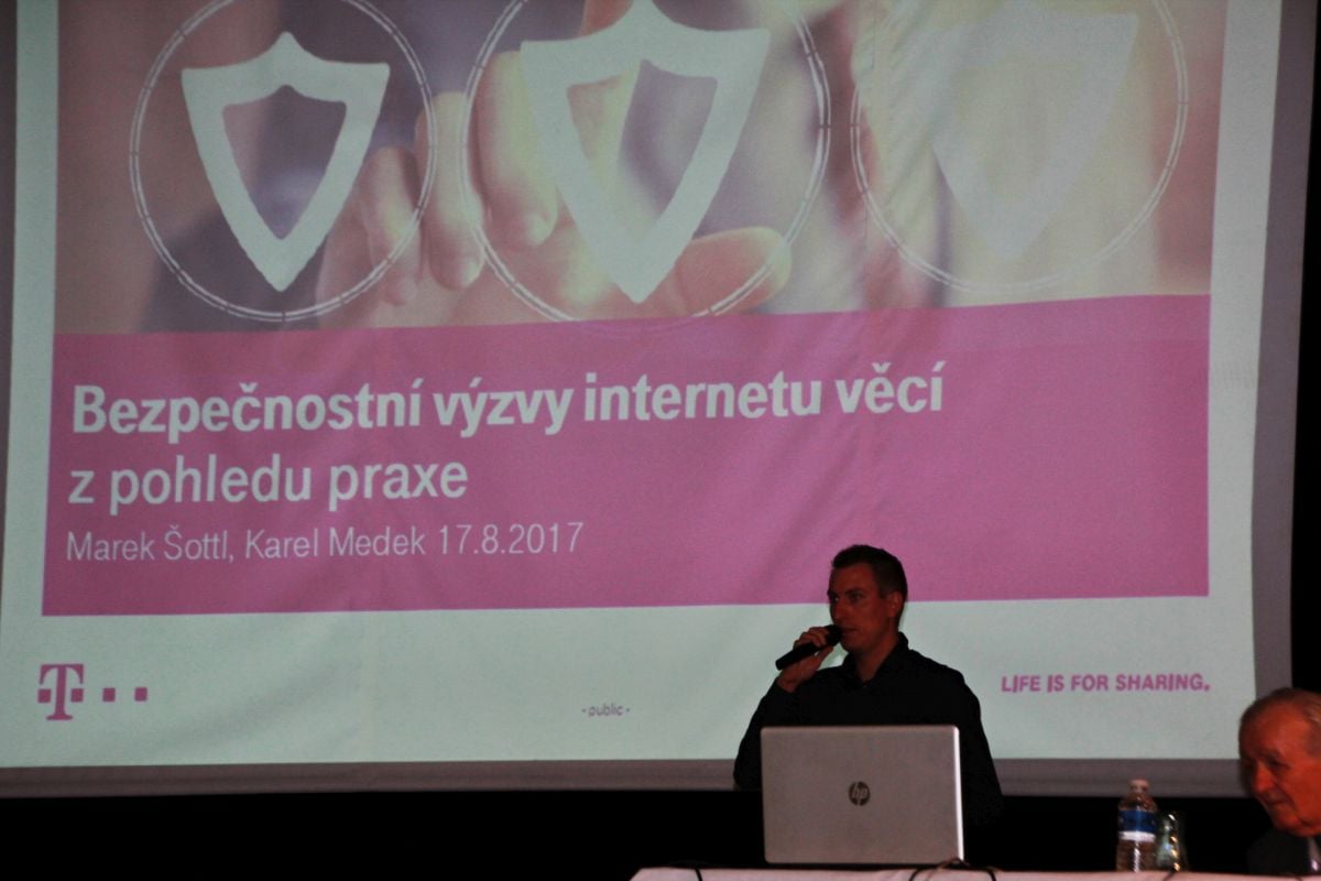 Šottl, Marek a Medek Karel, T-Mobile.