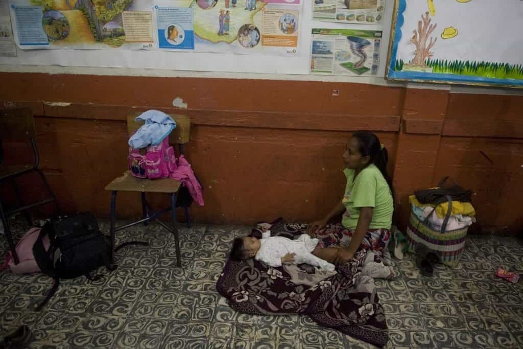 2013-04-kvc5afli-dc3bdmajc3adcc3ad-sopce-guatemalskc3a9-c3bac599