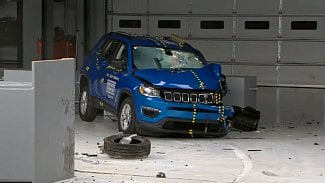 Náhledový obrázek - Nový Jeep Compass má za sebou testy IIHS. Obstál bez vyznamenání