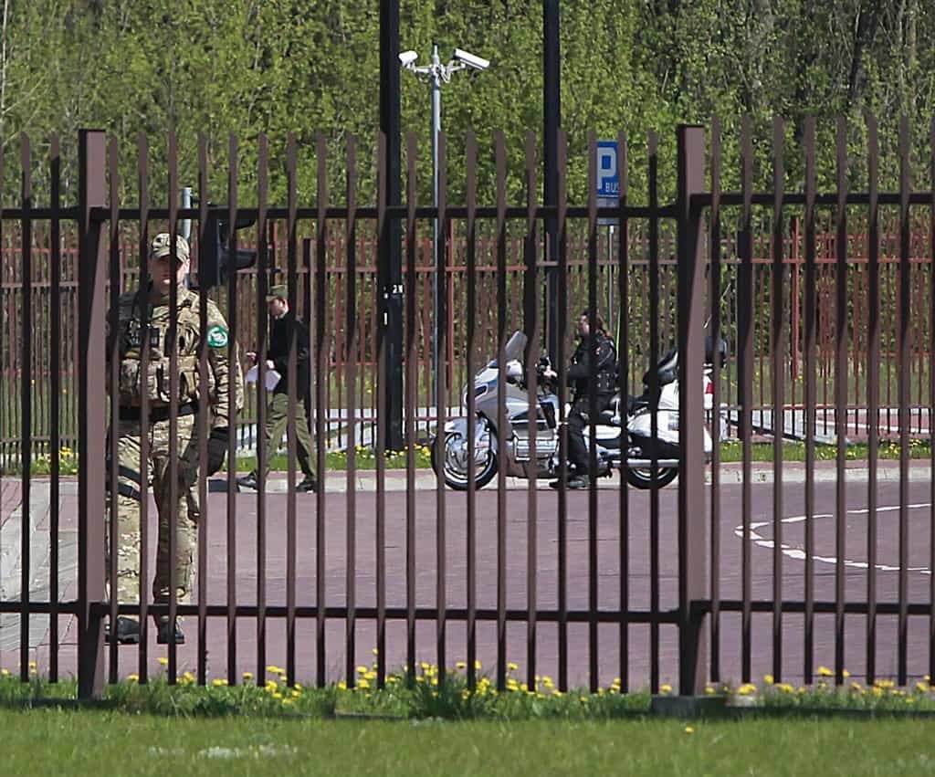 2016-05-noc48dnc3ad-vlci-se-pokouc5a1ejc3ad-vstoupit-do-polska.j