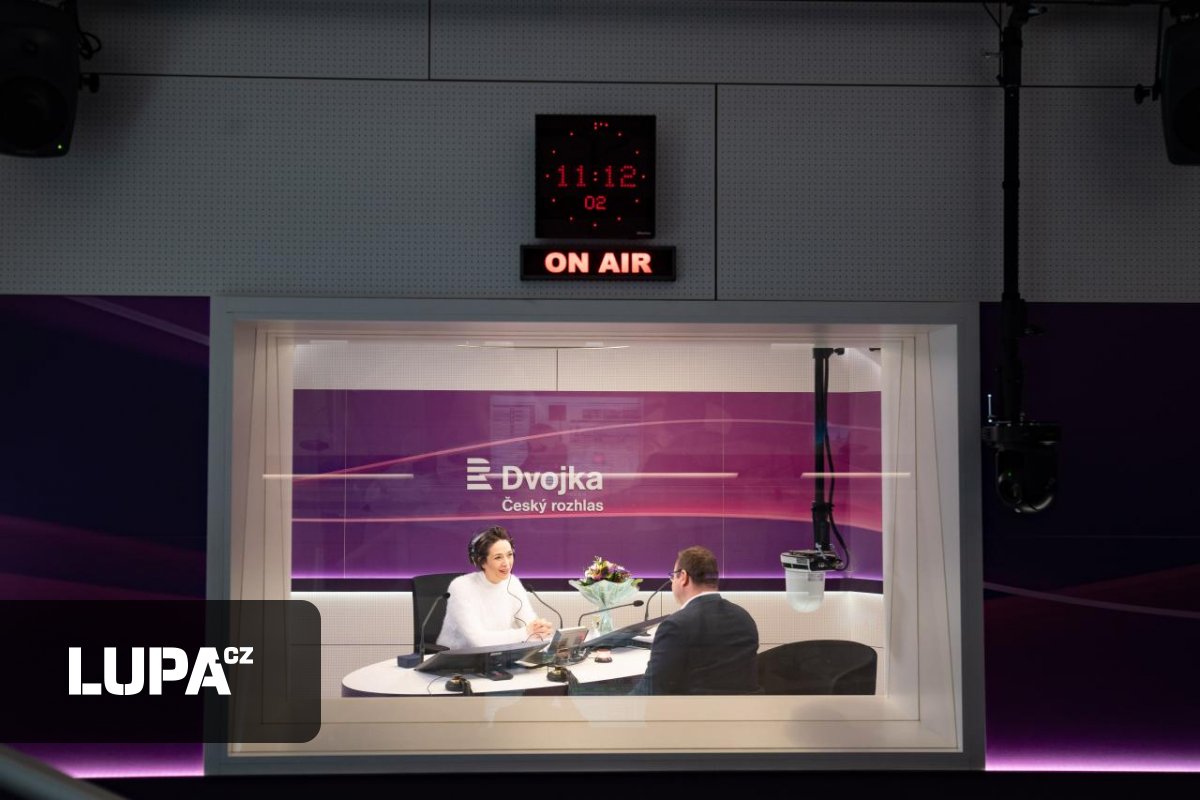Nový průzkum: Češi by zrušili spíš Český rozhlas než Českou televizi