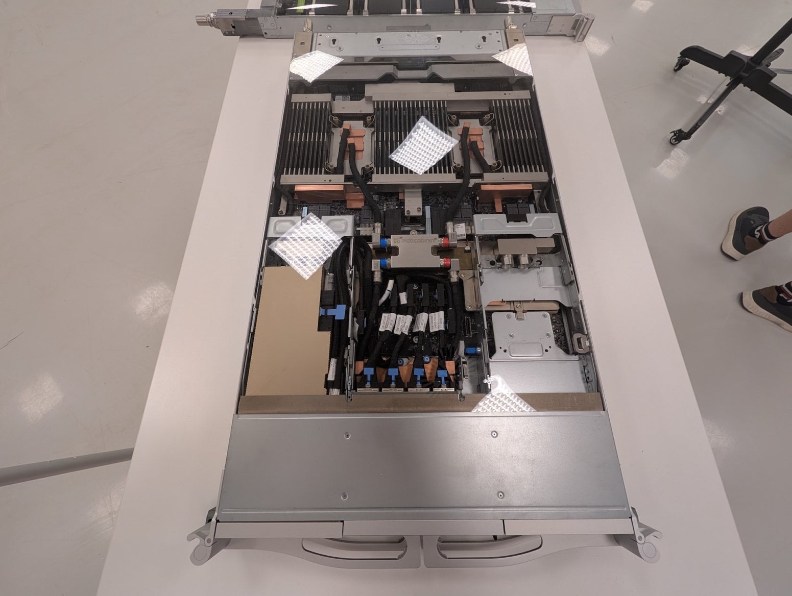 Server Nvidia HGX Rubin NVL8 od Foxconnu