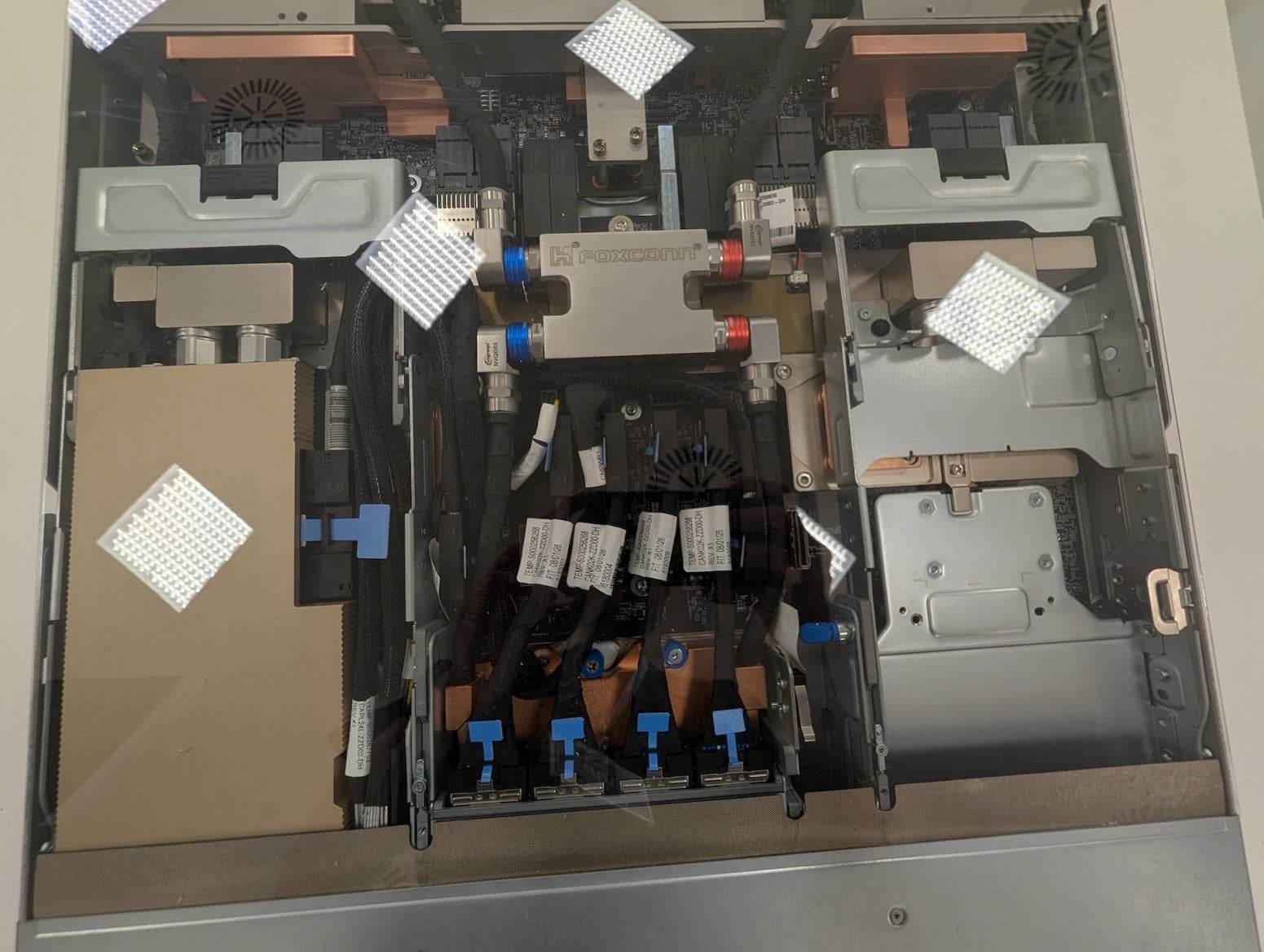 Server Nvidia HGX Rubin NVL8 od Foxconnu