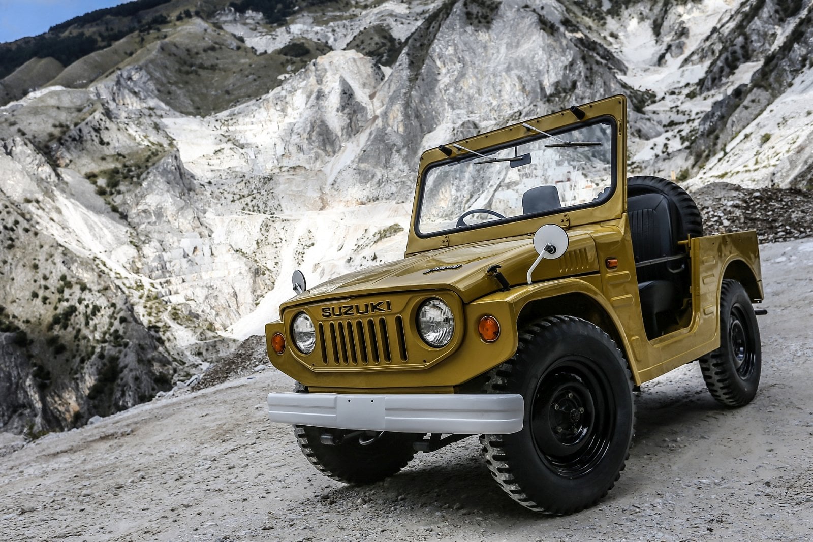 2019-07-suzuki_jimny_109.jpg