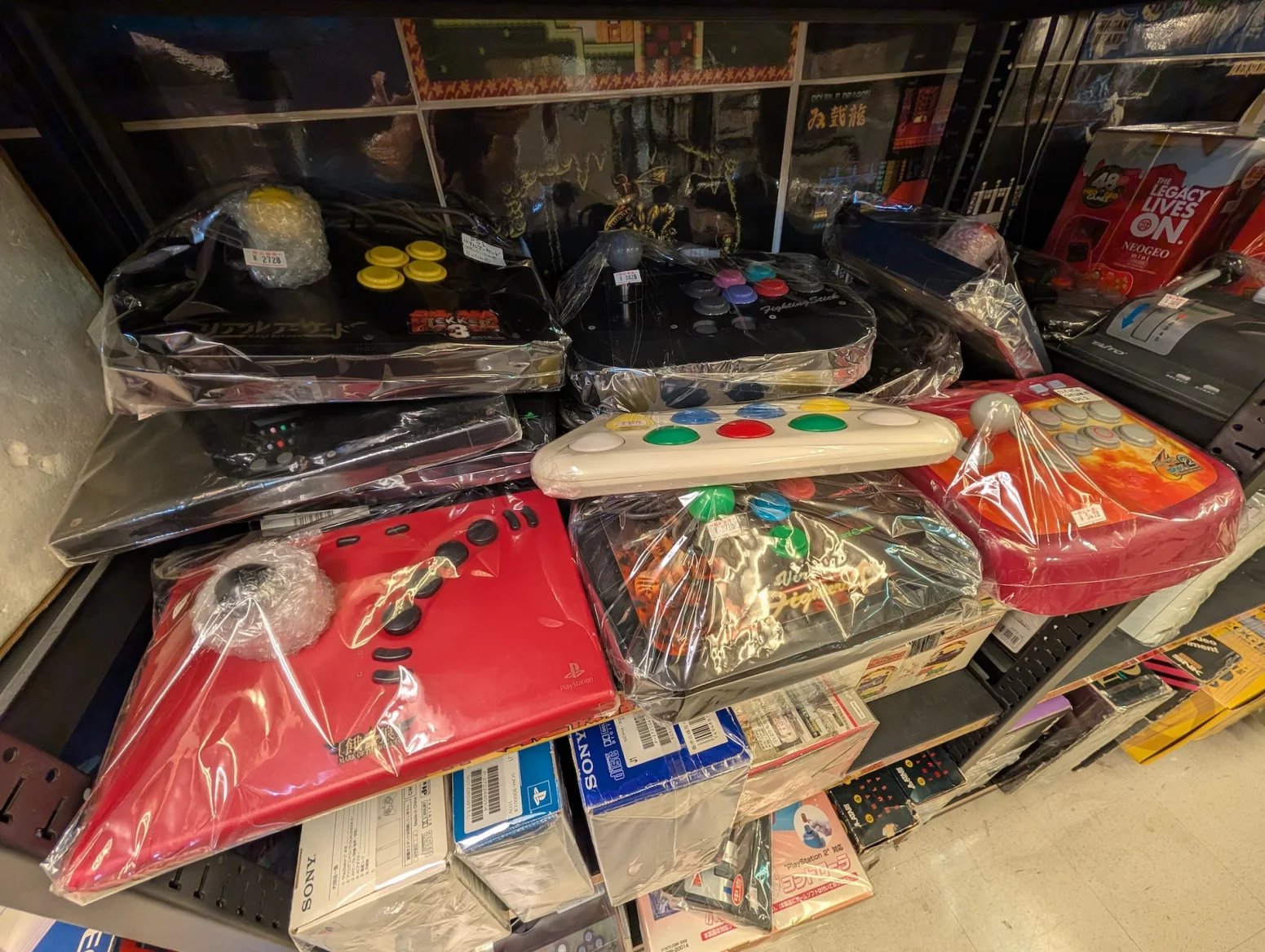 Obchod s retro hrami Super Potato, Tokio Akihabara