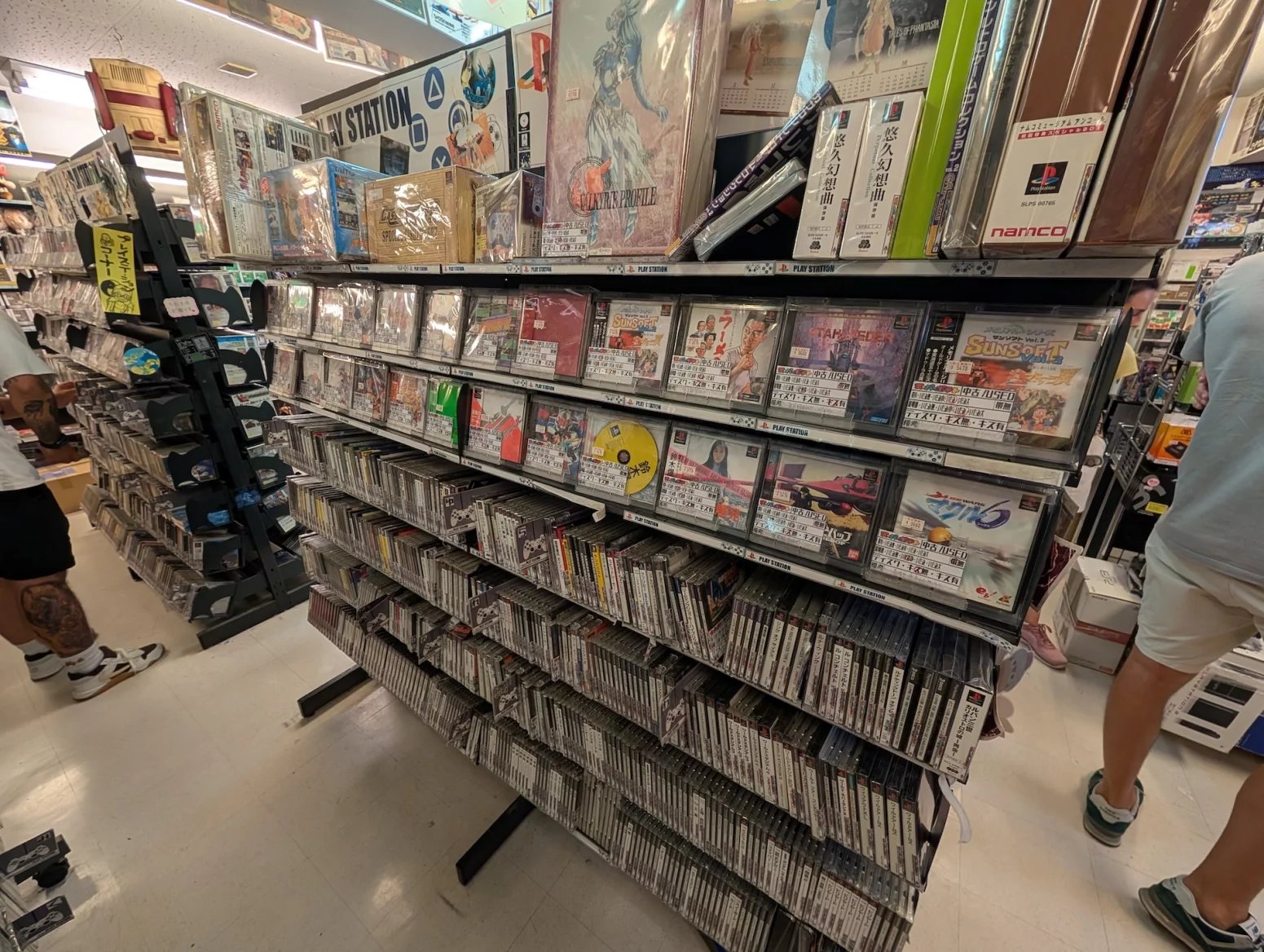 Obchod s retro hrami Super Potato, Tokio Akihabara