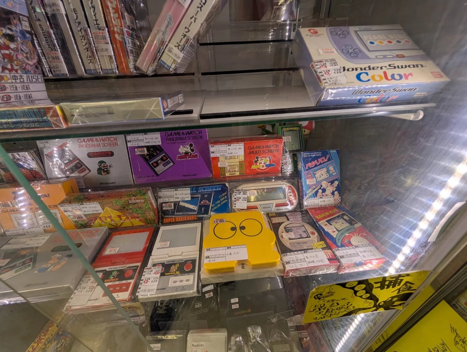 Obchod s retro hrami Super Potato, Tokio Akihabara