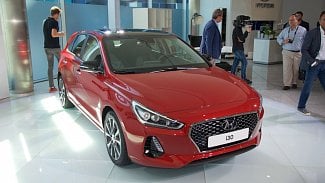 Náhledový obrázek - Hyundai i30 třetí generace odtajněn, prohlédněte si první fotky