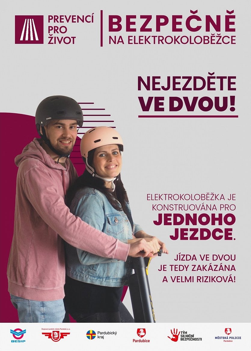 Jak se (ne)chovat při jízdě na elektrokoloběžce