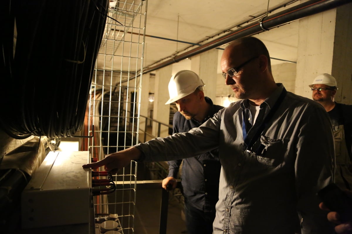 Optika i metalika 20 metrů pod zemí. Kolektor CETINu