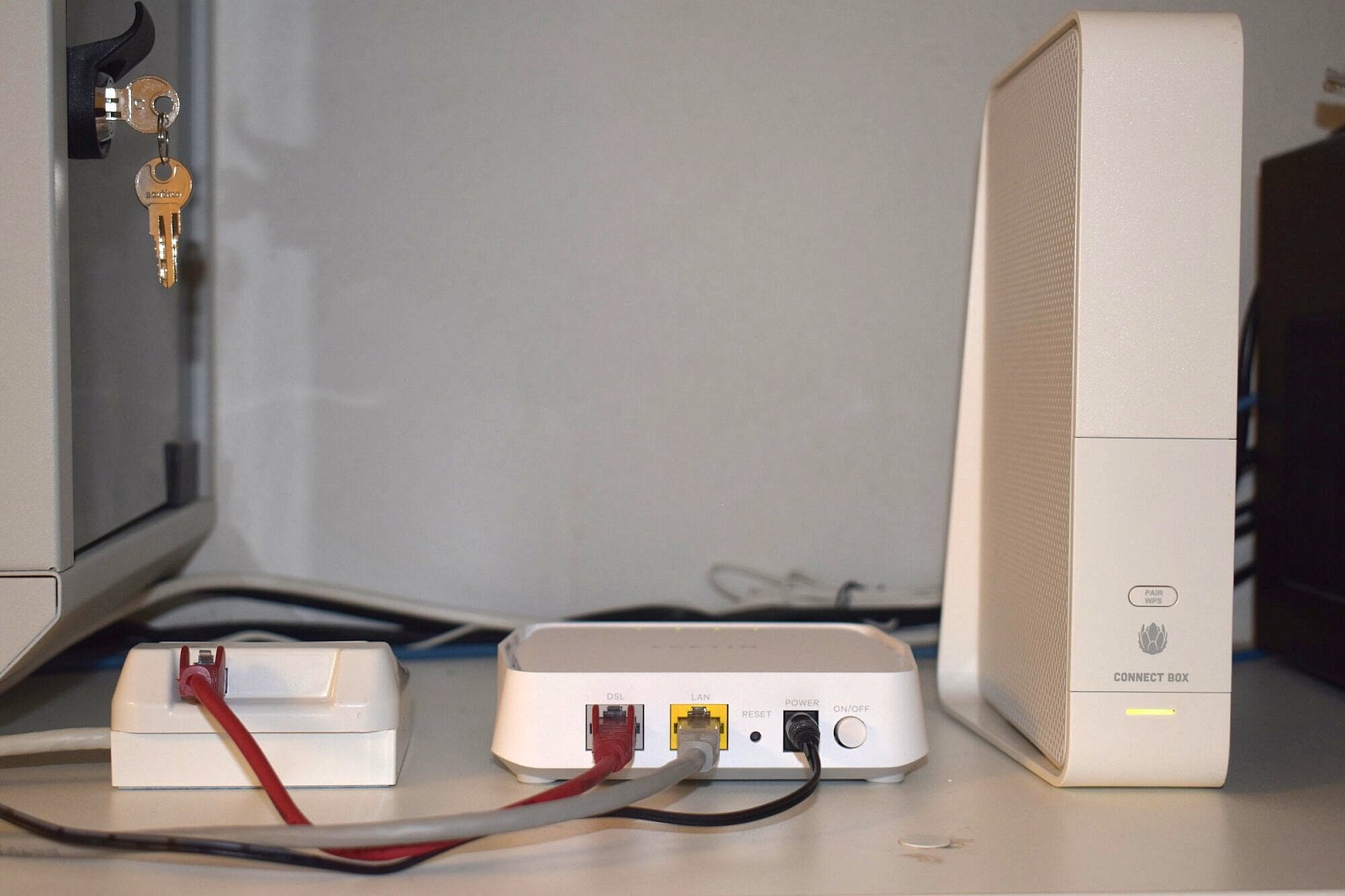 Porovnání s modemem Compal CH7465LG od UPC (Vodafone)