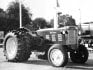 Zetor 35 Super (na snímku) se dodával i s dvěma dvojicemi zadních kol. V této tradici pokračoval i Zetor 50 Super