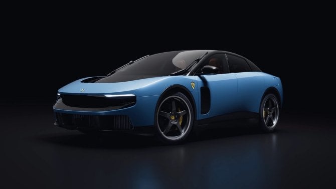 Komentář: Ferrari ukázalo svůj první elektromobil a internet vybouchl. Místo plkání o Enzovi rotujícím v hrobě bude lepší se zase uklidnit