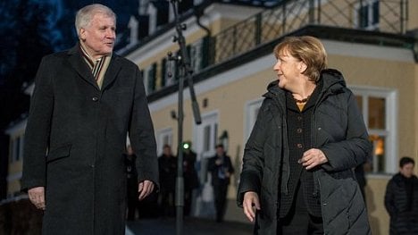 Náhledový obrázek - Krize zažehnána. Merkelová a Seehofer dosáhli kompromisu ohledně migrace