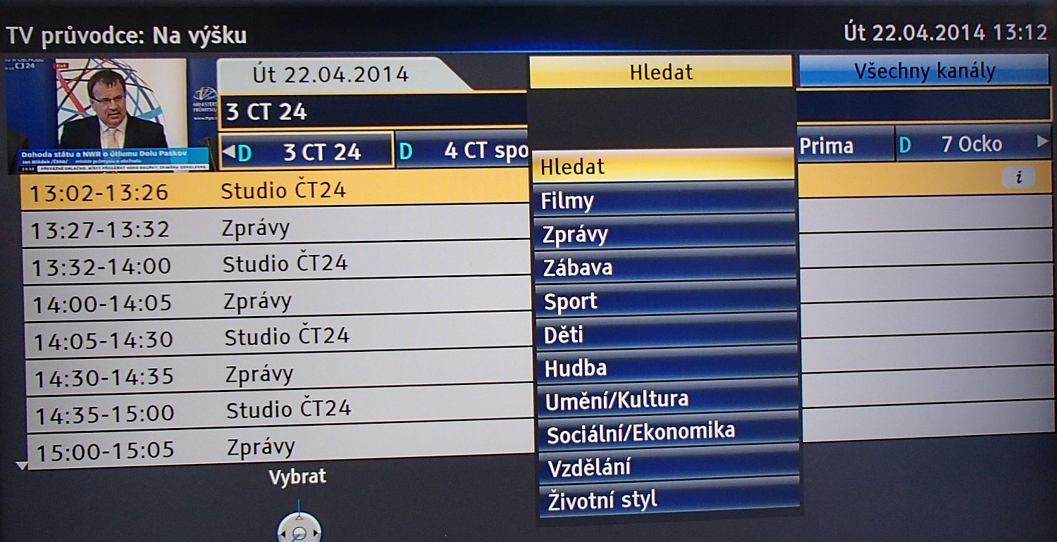 V programovém průvodci EPG se po loňském zavedení náhledu aktuálního kanálu nic nezměnilo. I letos ho můžete vyvolat buď na šířku, nebo na výšku – stačí jen opakovaně zmáčknout Guide. Mimochodem je tu i výborné třídění a také vyhledávání.