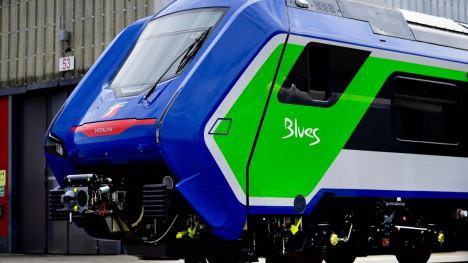 Náhledový obrázek - Na evropských kolejích se zabydlují bateriové vlaky. Hitachi Rail dodal italskému státnímu dopravci prvních dvacet souprav