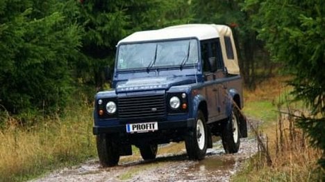 Náhledový obrázek - Land Rover Defender: Legenda jako z muzea