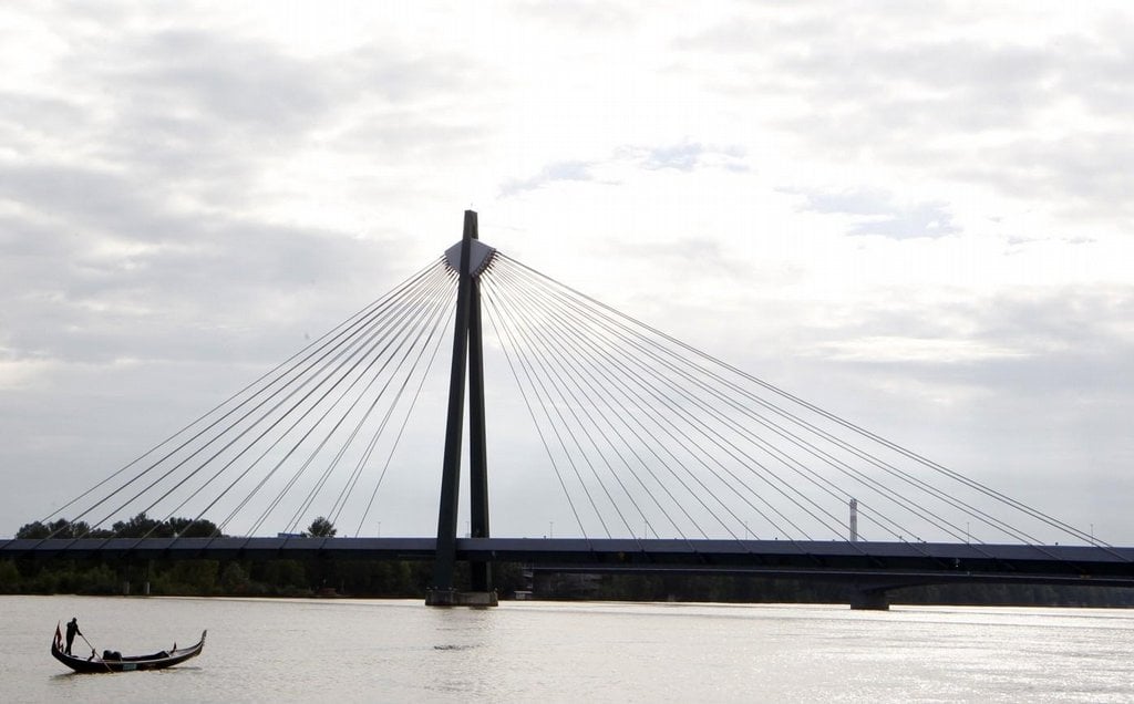 2016-06-gondolic3a9r-vittorio-orio-na-svc3a9-dunajskc3a9-plavbc4