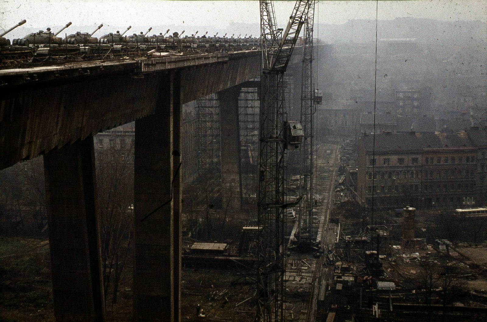 Zatěžkávací zkoušky Nuselského mostu