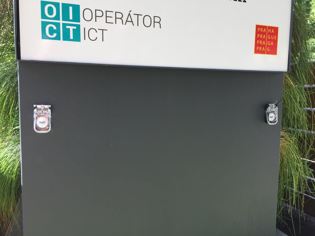 Chytrá lavička na Praze 6