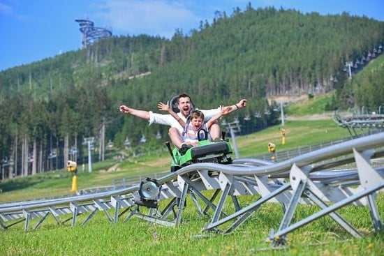 Ve skiareálech to žije i v létě. Přesvědčte se