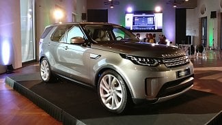 Náhledový obrázek - Land Rover Discovery popáté. Je o půl tuny lehčí a projede vodu hlubokou skoro metr