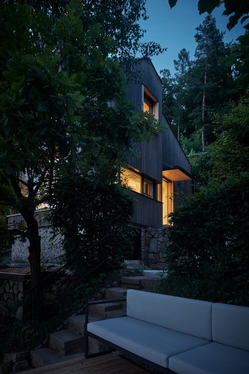 2022-01-Prodesi_Domesi_Na_Vranovske_prehrade_Chata_jako_kajuta_n