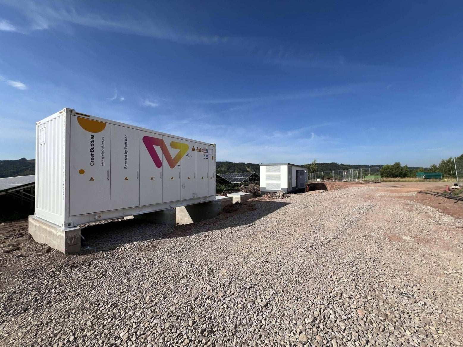 Greenbuddies, Radvanice – 7 MWp FVE + 12MWh bateriové úložiště