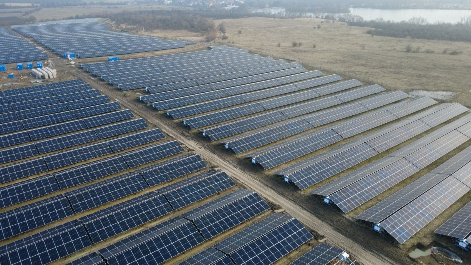 Greenbuddies, Modlany – 42 MW + 43 MWh bateriové úložiště