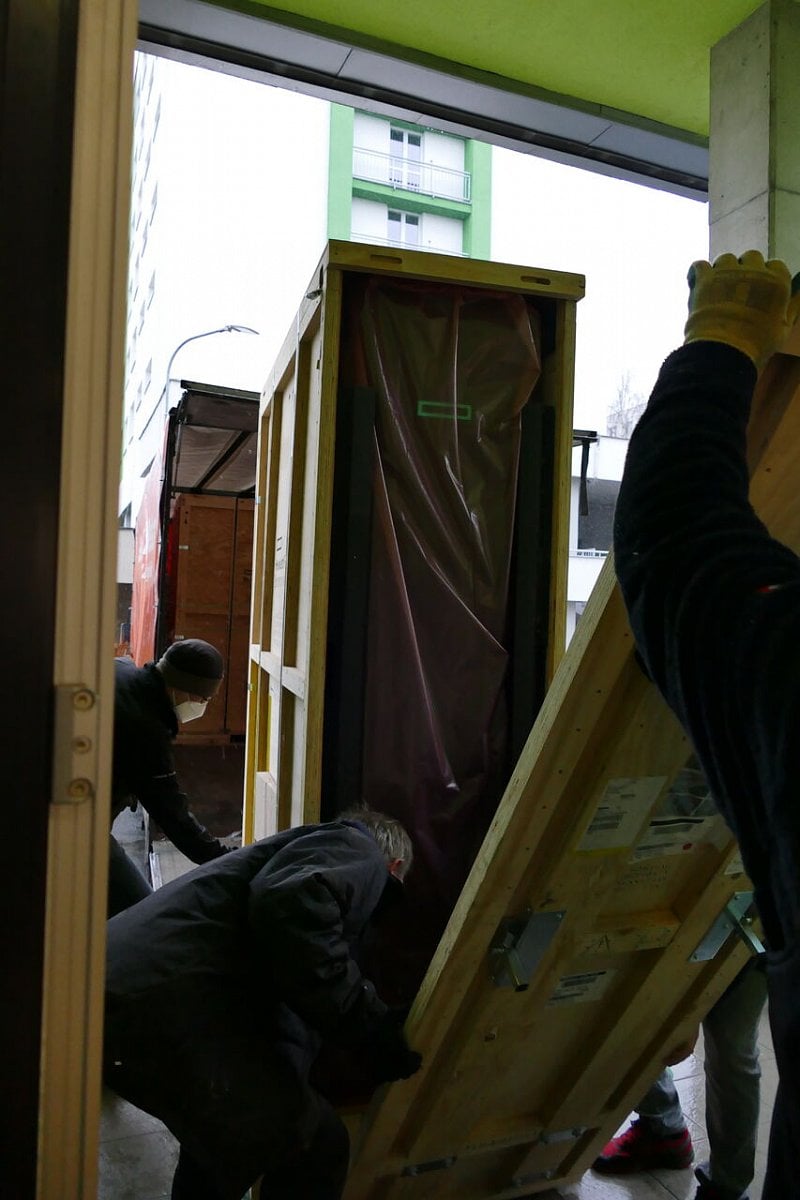 Instalace superpočítače Karolina na IT4Innovations v Ostravě