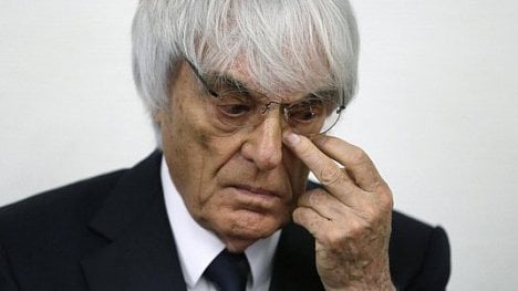 Náhledový obrázek - Legendární Ecclestone už není šéfem F1. Skončil po 40 letech